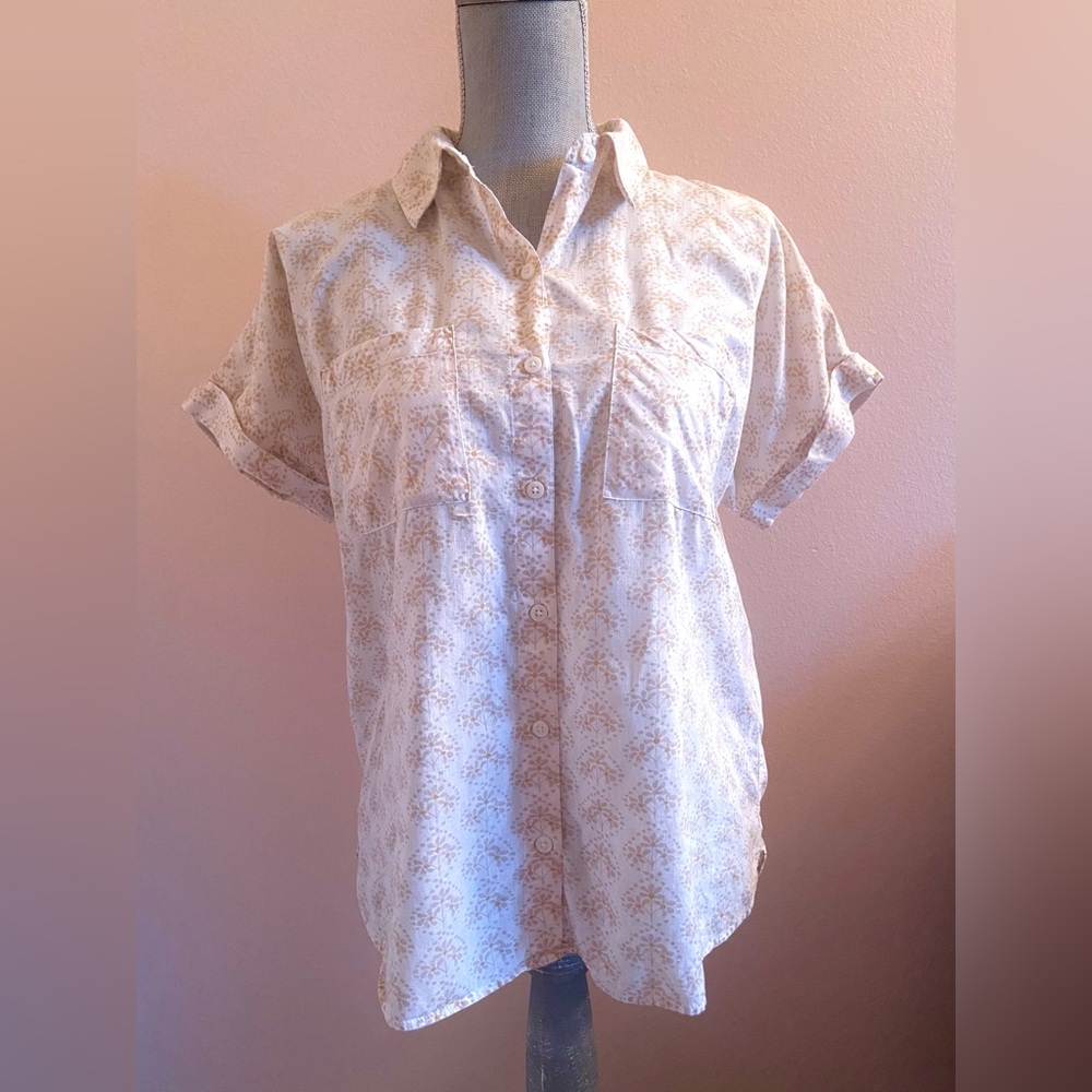 Orvis Women's Cream Patterned Button Down Shirt